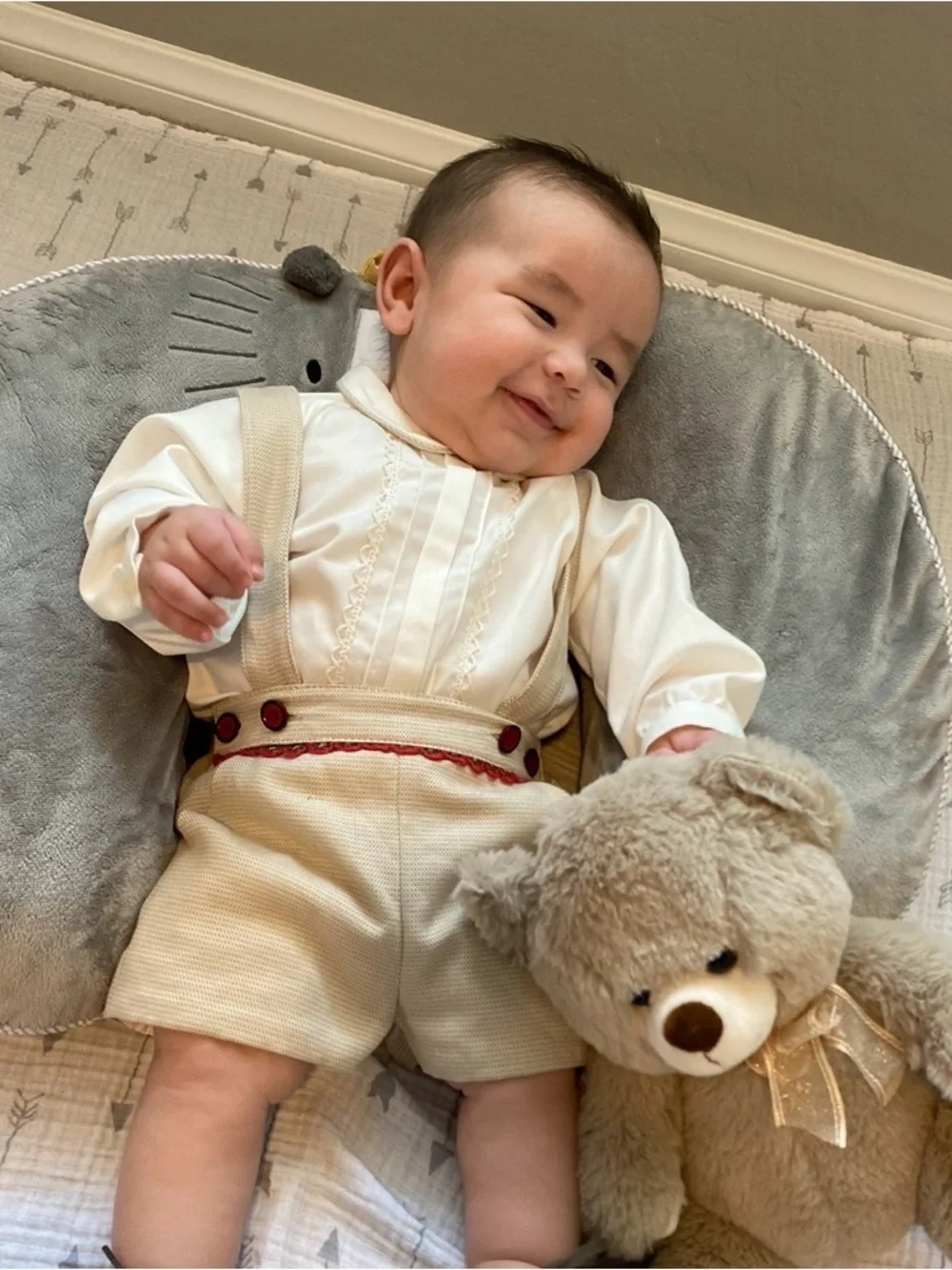 Classic Cream overalls babies' Matching Set with White Shirt European style.